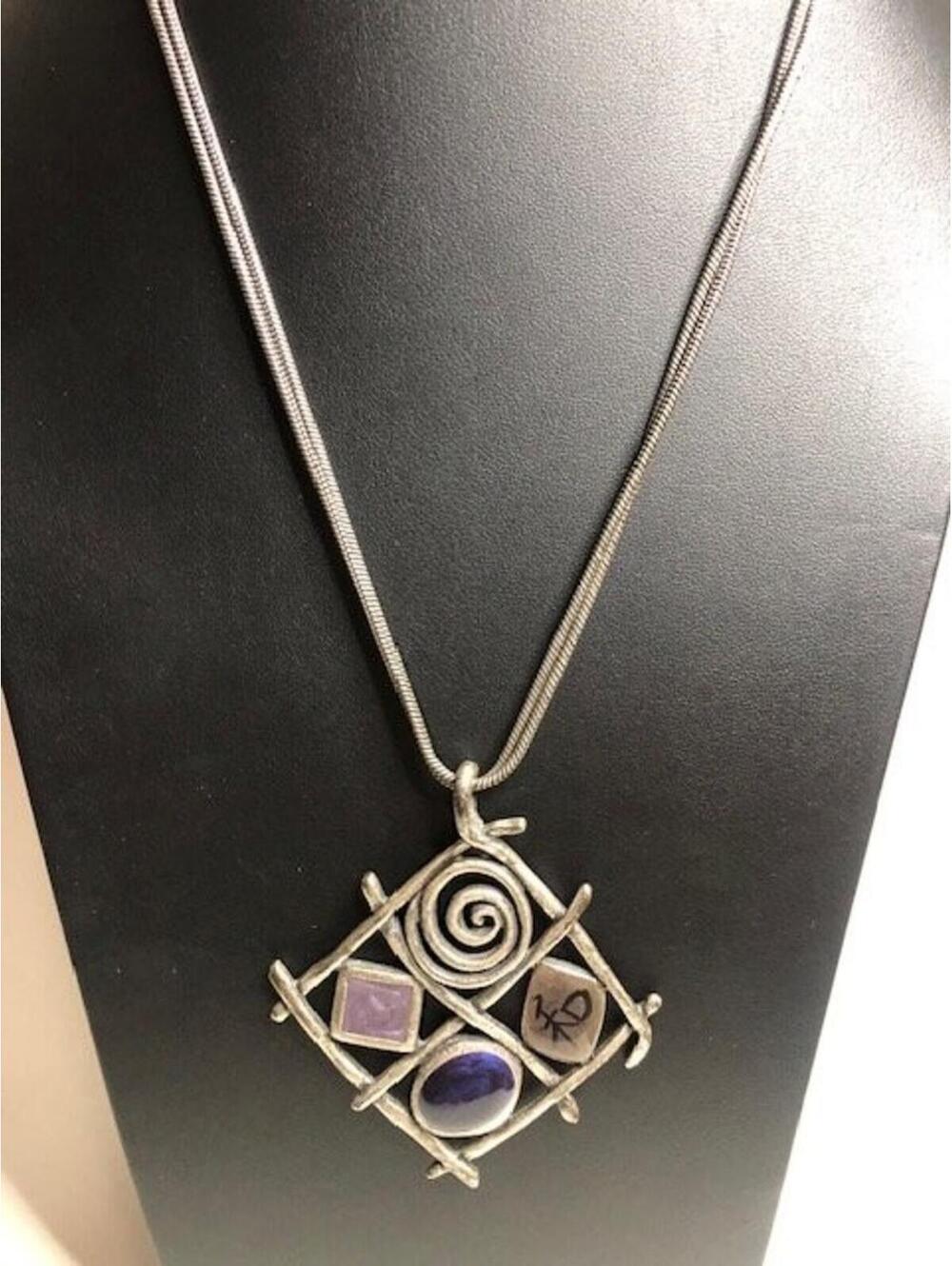 B1228 CHICO'S statement Abstract Pendant Necklace Silver Tone 26in Snake chain